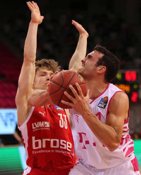 比策时刻保 比策时刻保