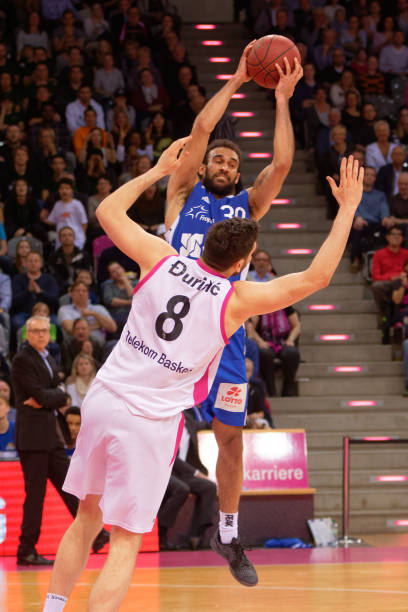 给予他们在 给予他们在