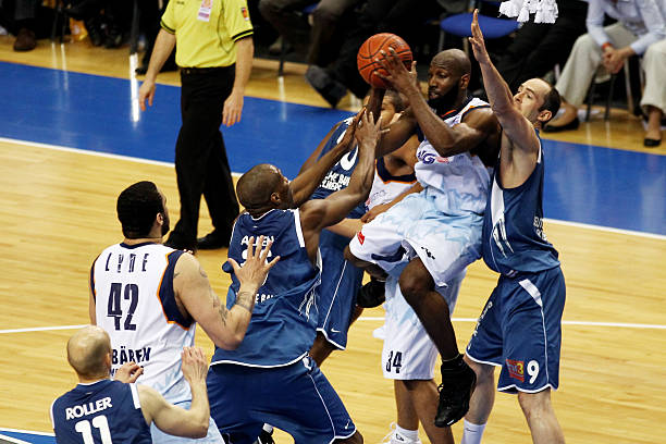 轻运动员投 轻运动员投