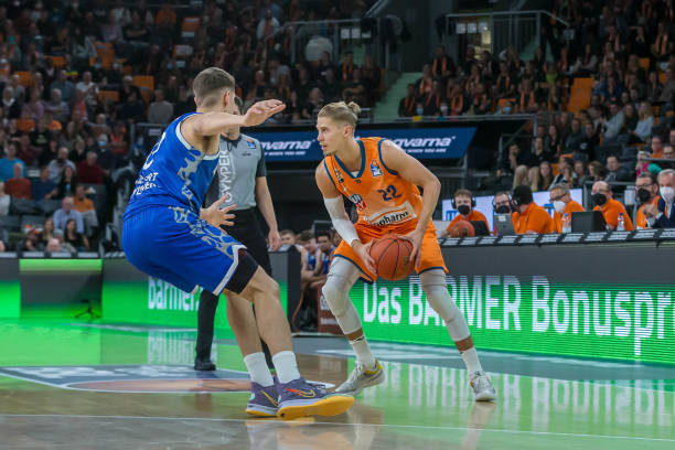 例如欧联杯 例如欧联杯